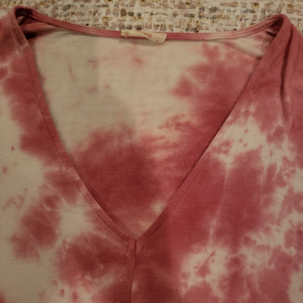 Short, tie front tie dyed batwing top